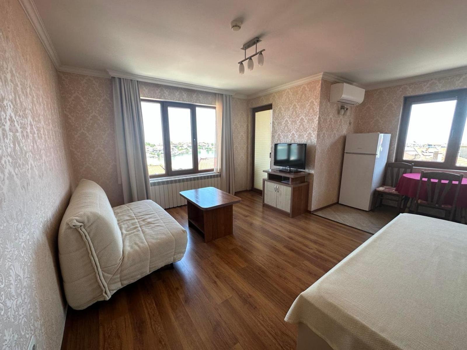 Family Hotel Radiana سوزوبول المظهر الخارجي الصورة