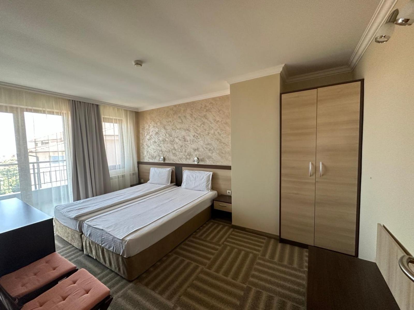 Family Hotel Radiana سوزوبول المظهر الخارجي الصورة