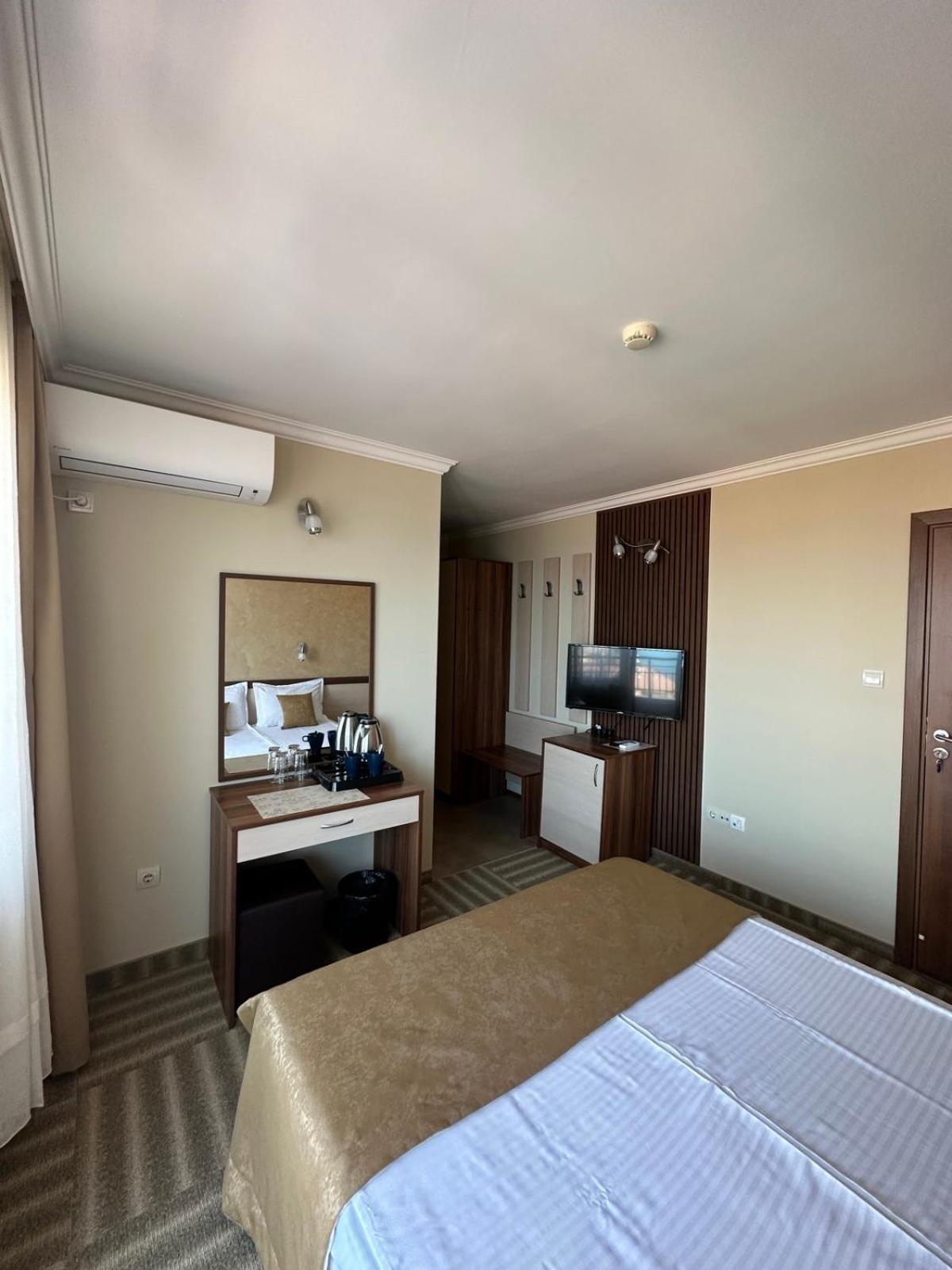 Family Hotel Radiana سوزوبول المظهر الخارجي الصورة
