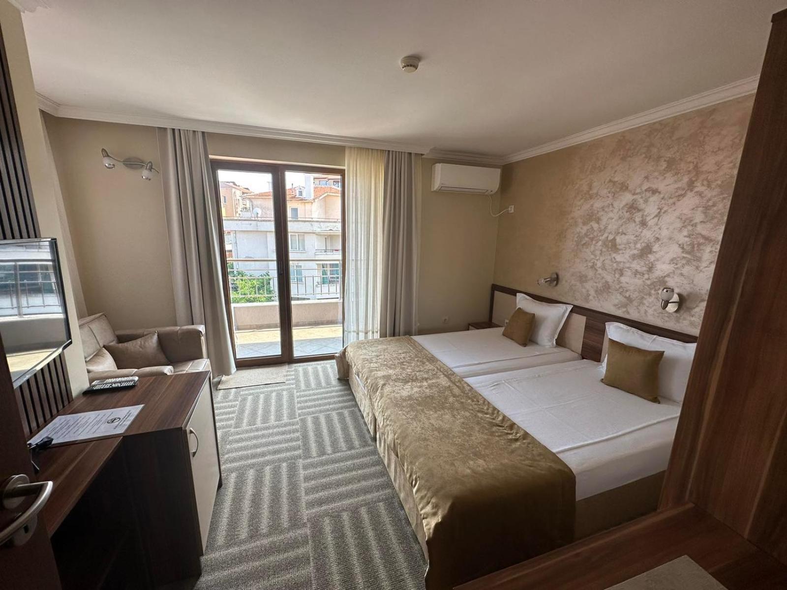 Family Hotel Radiana سوزوبول المظهر الخارجي الصورة