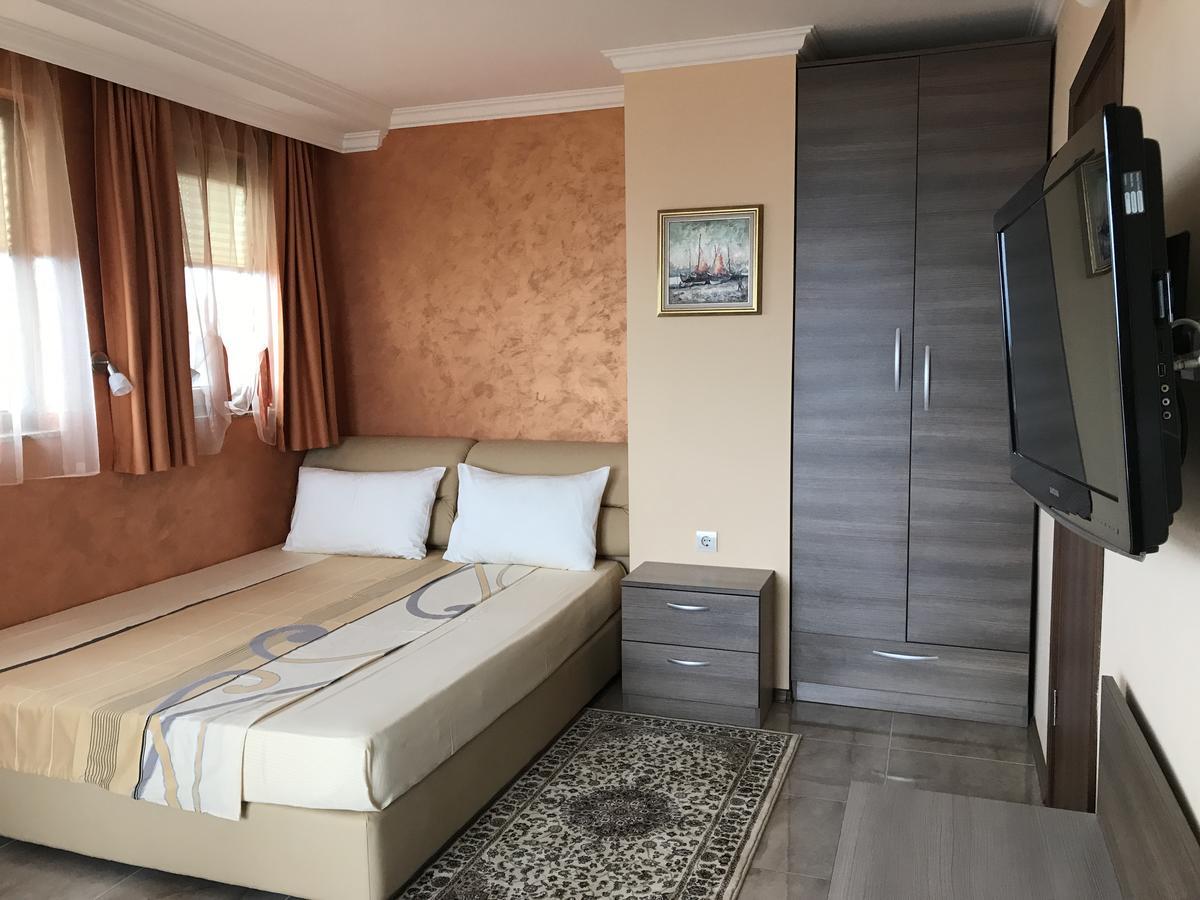 Family Hotel Radiana سوزوبول المظهر الخارجي الصورة