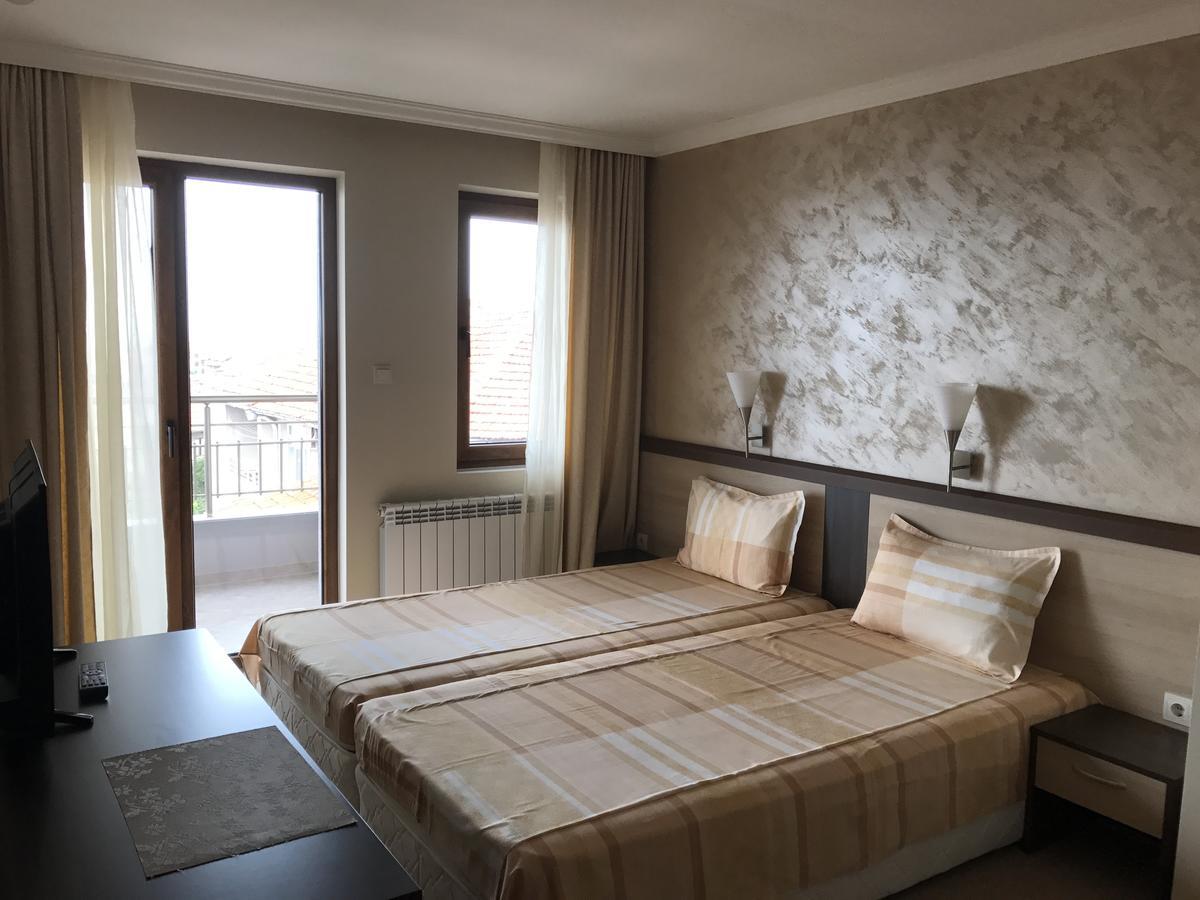 Family Hotel Radiana سوزوبول المظهر الخارجي الصورة