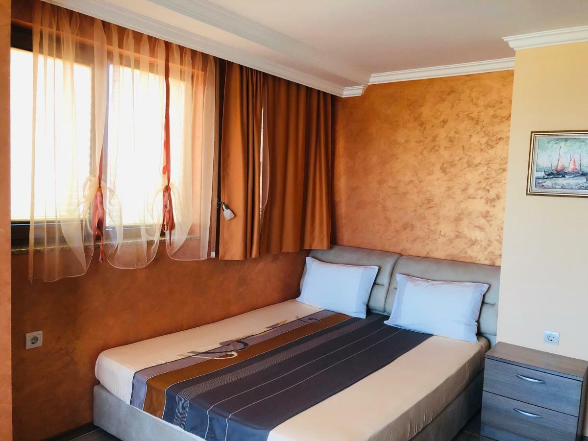 Family Hotel Radiana سوزوبول المظهر الخارجي الصورة